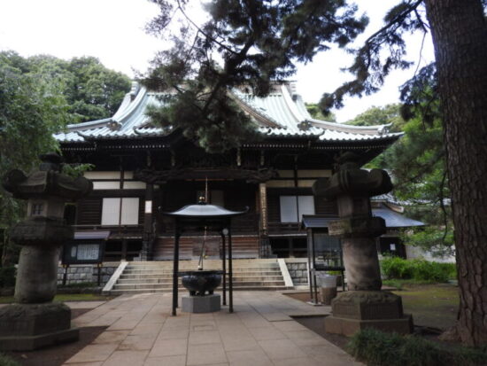 三宝寺と氷川神社